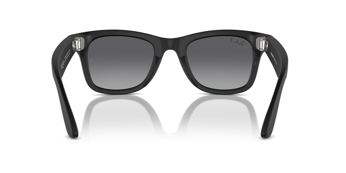 Ray-Ban Meta AI RW4006 (Wayfarer) Polarized Sunglass Matte Black Medium